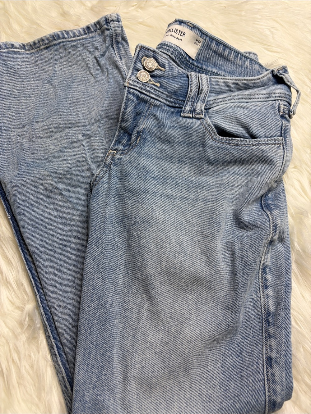 Hollister Medium Light Blue High-Rise Straight Jeans -Size 2 Short